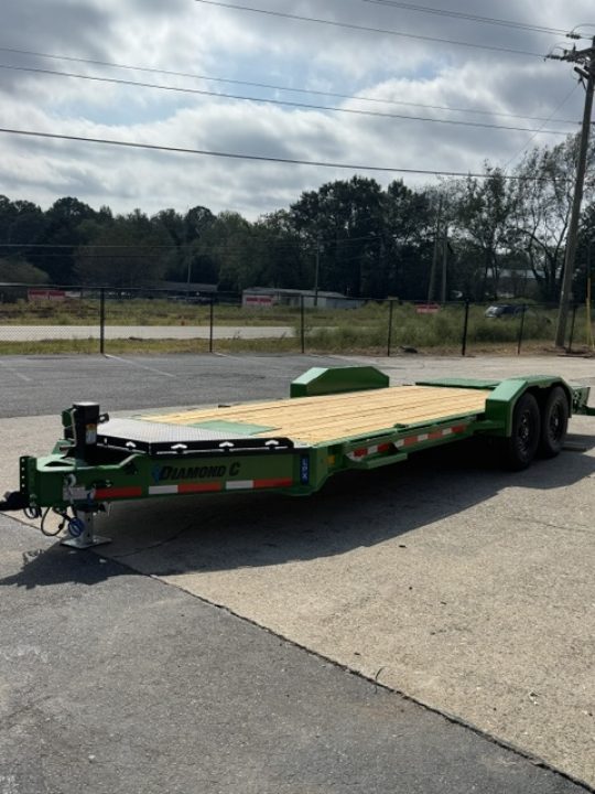 New 2027 Diamond C 82x20' Equipment, 36" Dove, Max Ramps LPX207