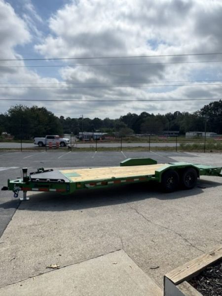 New 2027 Diamond C 82x20' Equipment, 36" Dove, Max Ramps LPX207