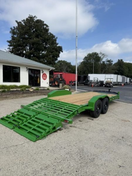 New 2027 Diamond C 82x20' Equipment, 36" Dove, Max Ramps LPX207