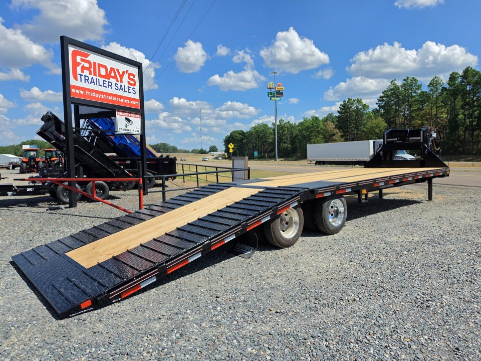 New 2027 Diamond C Trailers FMAX212 32'x102" Hydraulic Dovetail Pacesetter Edition Equipment Trailer
