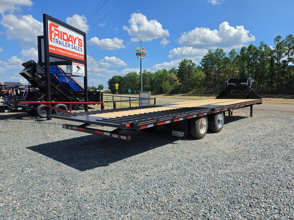 New 2027 Diamond C Trailers FMAX212 32'x102" Hydraulic Dovetail Pacesetter Edition Equipment Trailer