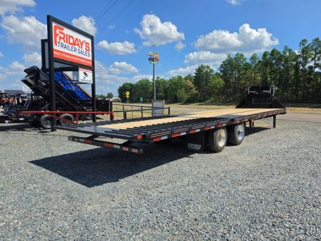 New 2027 Diamond C Trailers FMAX212 32'x102" Hydraulic Dovetail Pacesetter Edition Equipment Trailer
