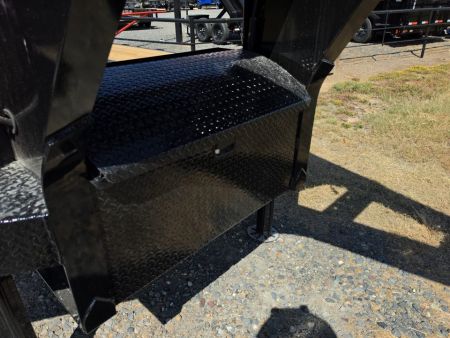 New 2027 Diamond C Trailers FMAX212 32'x102" Hydraulic Dovetail Pacesetter Edition Equipment Trailer