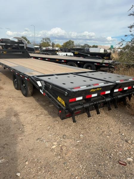 New 2027 Big Tex Trailers 20+5 GOOSENECK TRAILER 15.9K WITH MEGA RAMPS
