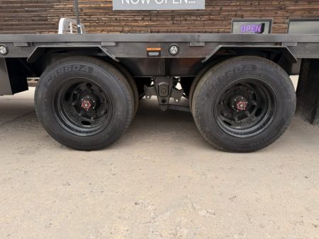 New 2027 MAXX-D 8.5-32 Tandem Dual Deckover Gooseneck Equipment Hauler 25.9K GVWR