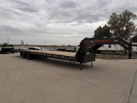 New 2027 MAXX-D 8.5-36 Tandem Dual Deckover Gooseneck Equipment Hauler W/ Hydraulic Dove Tail 30K GVWR