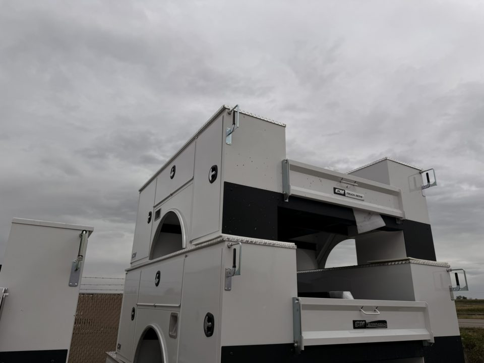 New 2026 CM Truck Beds CMG 98/94VVSSMLG2