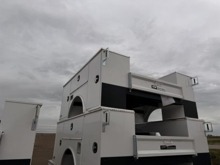 New 2026 CM Truck Beds CMG 98/94VVSSMLG2