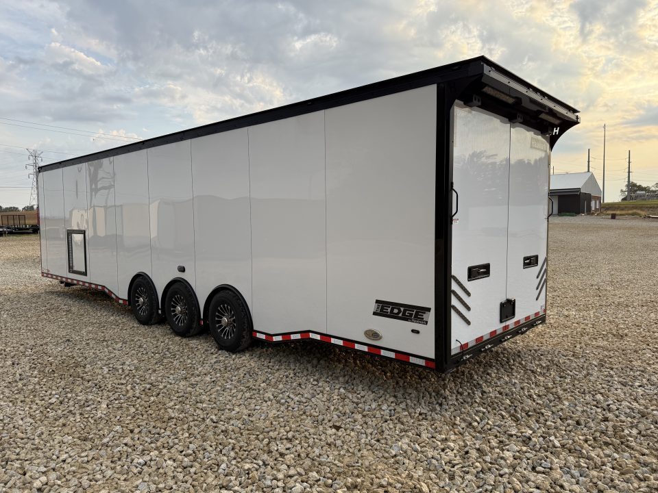 2027 Haulmark EGP8534R4-B photo 2
