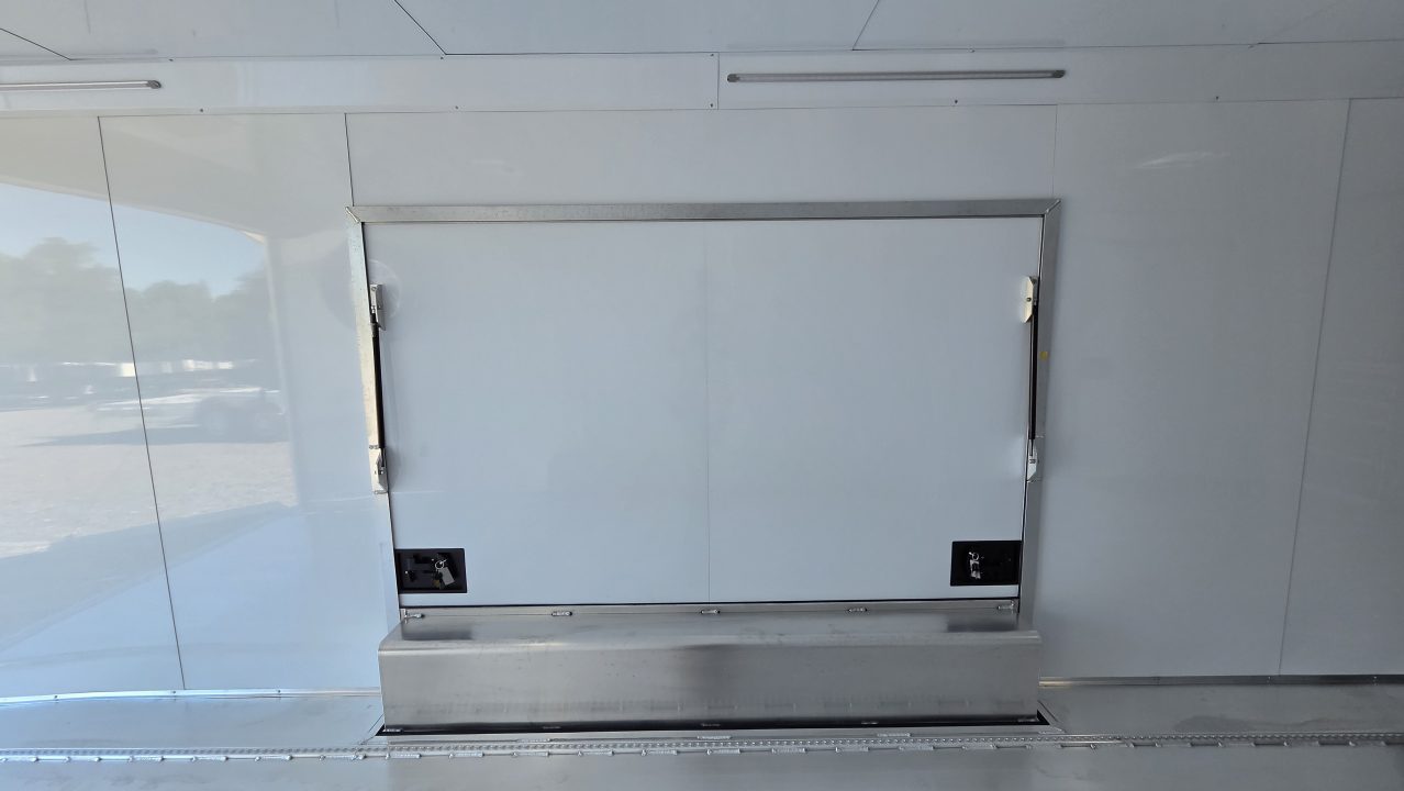 New 2026 Featherlite Trailers 4410 8.5X28 Car / Racing Trailer