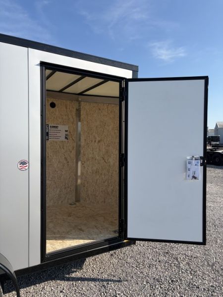 New 2027 LOOK TRAILERS K-SE7212-070 (6' X 12') 7K Cargo / Enclosed Trailer