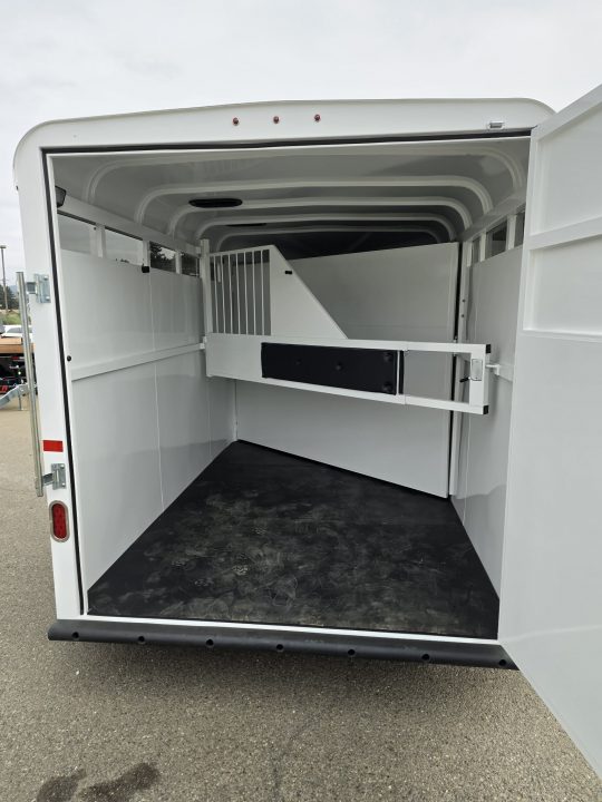 New SALE! 2027 Thuro-Bilt Wrangler 2H HORSE SLANT LOAD TRAILER 7000 GVWR