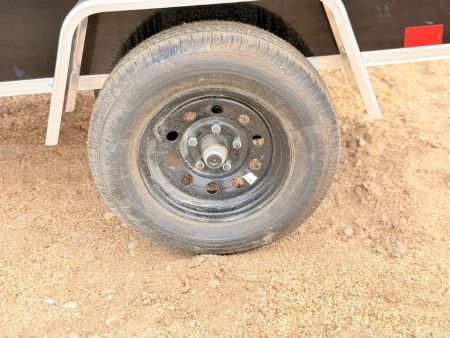 New 2027 Cross Trailers 4-6-1V Enclosed Barn Door 2K GVWR