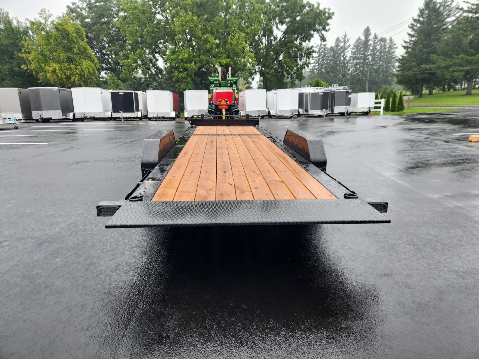 2027 Load Trail TH24072 photo 4