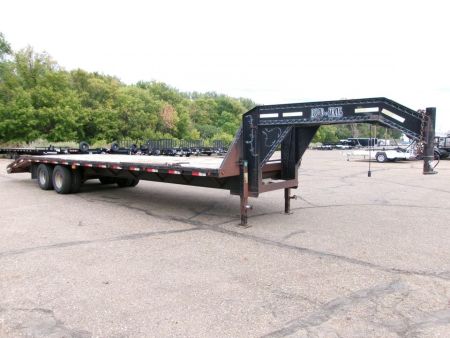 Used 2004 Load Trail Gooseneck 32' Flatbed Trailer