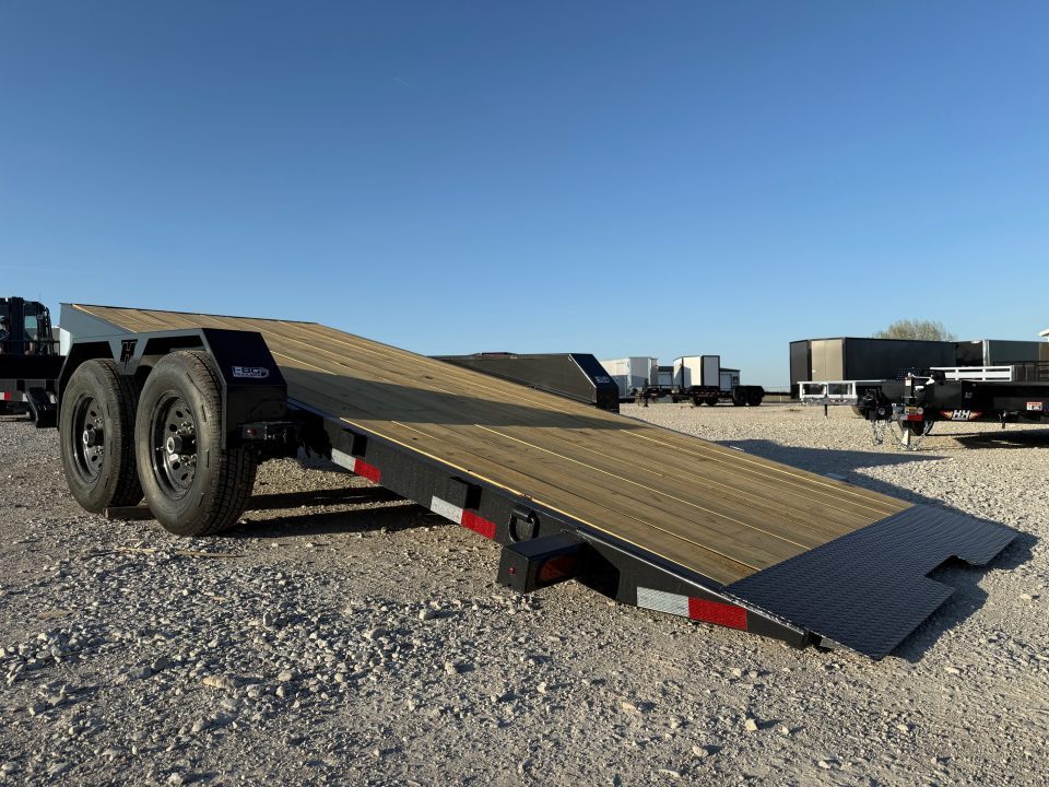 New 2027 Hillcrest Black-Grey 82"x16'+4' 15.4k Partial Tilt Trailer