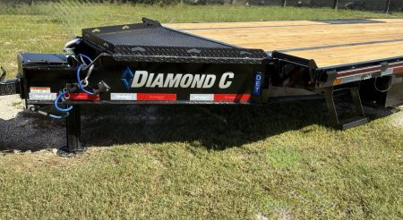 New 2027 Diamond C DET208 DECKOVER TRAILER; ABS BRAKES; HYDRAULIC JACK; BLUETOOTH WIRELESS CONTROLLER; FULL BED TILT; 18PLY TIRES