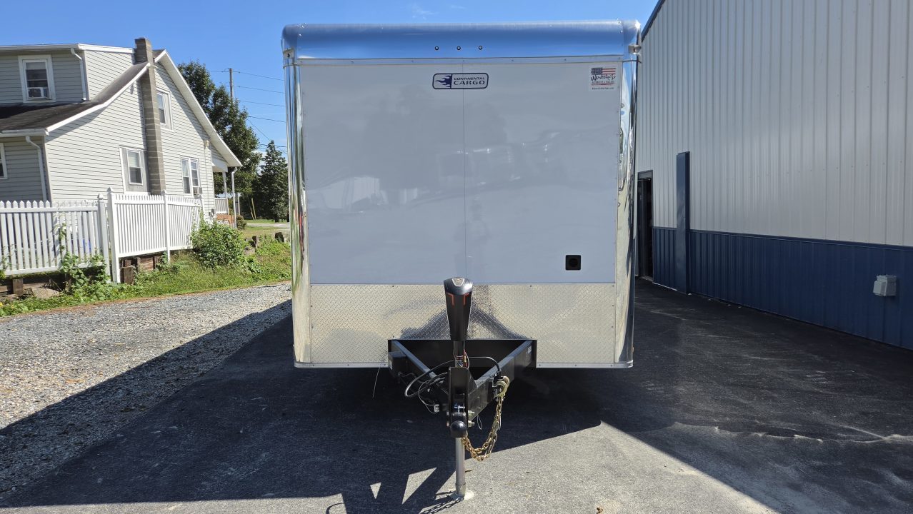 New 2027 Continental Cargo AUTOMASTER 8.5X32 TTT Car / Racing Trailer