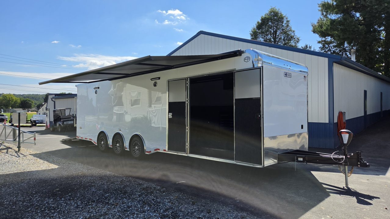 New 2027 Continental Cargo AUTOMASTER 8.5X32 TTT Car / Racing Trailer