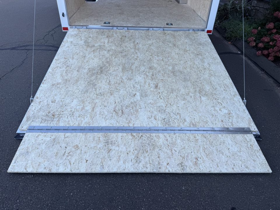 New ATC 8’6″ X 24′ ROM ENCLOSED CAR HAULER WITH ESCAPE DOOR 9.9K
