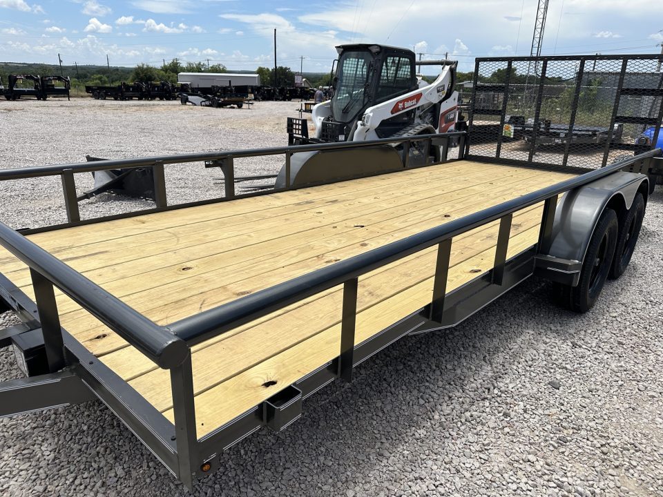 2027 7×18 Utility Trailer photo 3