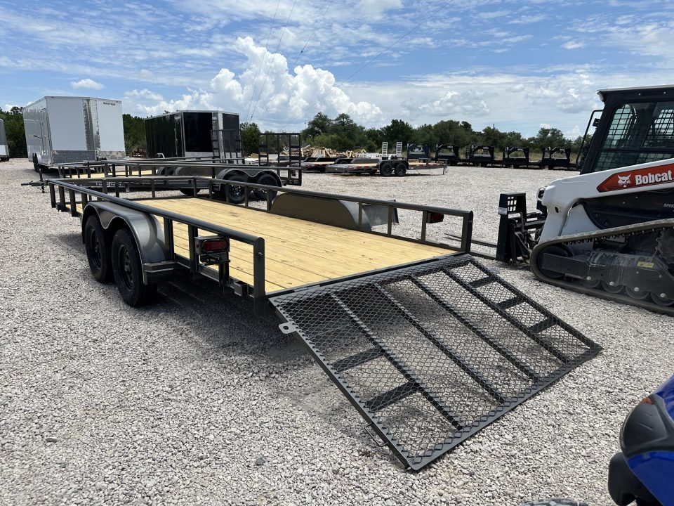 2027 7×18 Utility Trailer photo 7