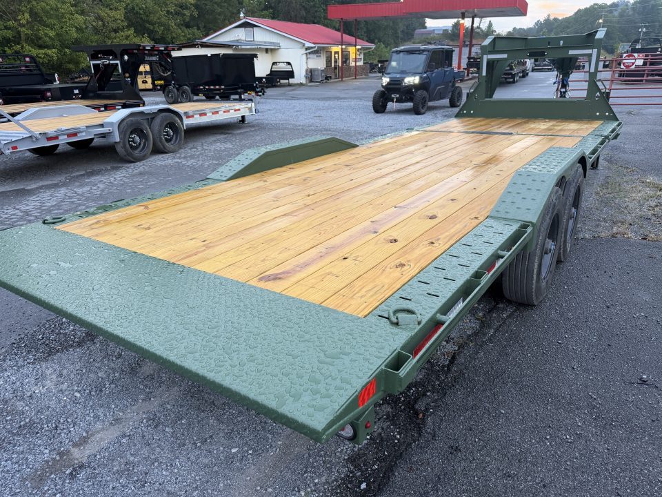 New 2027 Diamond C HXD210 GOOSENECK DRIVE OVER FENDER TILT TRAILER 102”X24’ **ABS BRAKES ** HYDRO JACKS ,