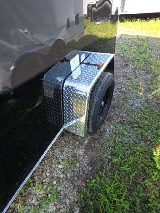 New 2027 Homesteader Trailer Enclosed trailer ramp special v nose Cargo / Enclosed Trailer