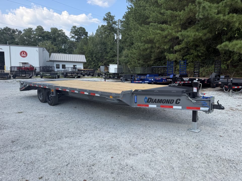 New 2027 Diamond C 8.5X24' Deckover, Max Ramps, DEC 208