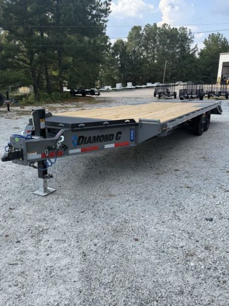 New 2027 Diamond C 8.5X24' Deckover, Max Ramps, DEC 208