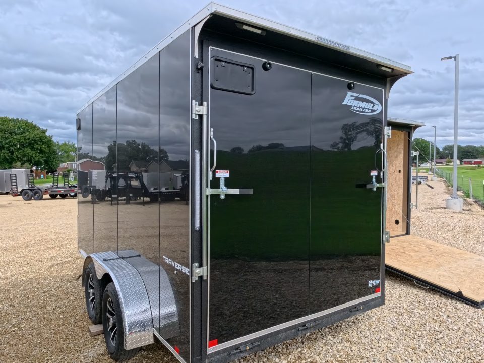 2027 Formula Trailers photo 4