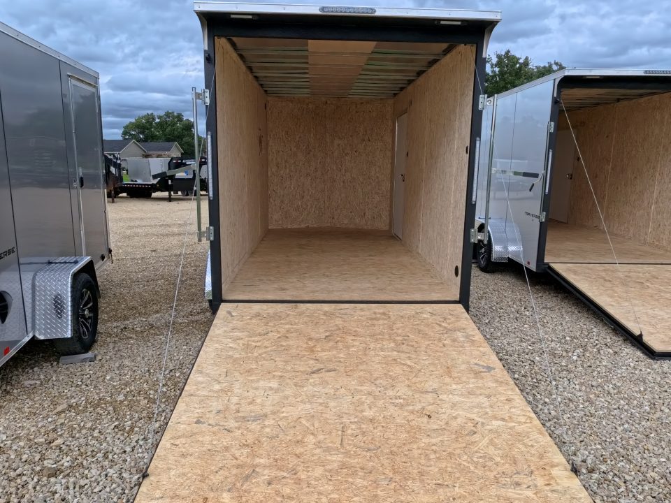 2027 Formula Trailers photo 6
