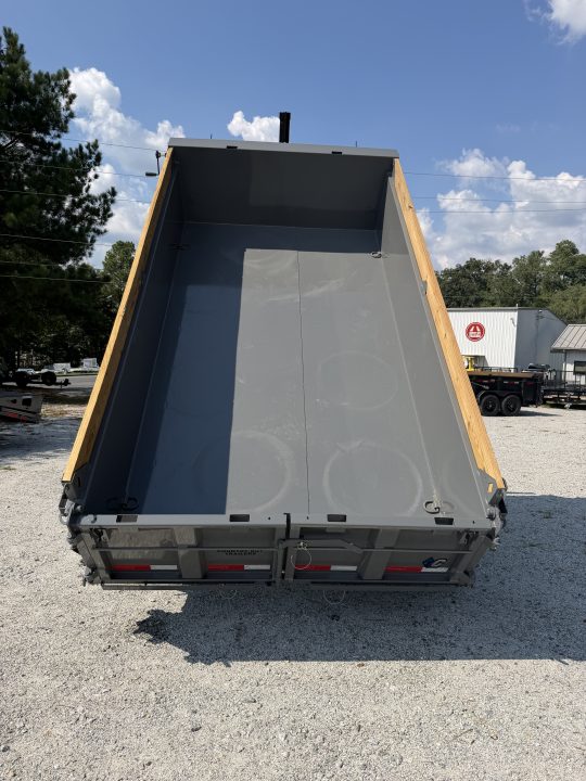New 2027 Diamond C 77x12' Dump, 24" Sides, MDT206
