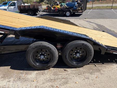 New 2027 Diamond C 8.5x22' Equipment, 18' Tilt, 4' Stationary HXD208
