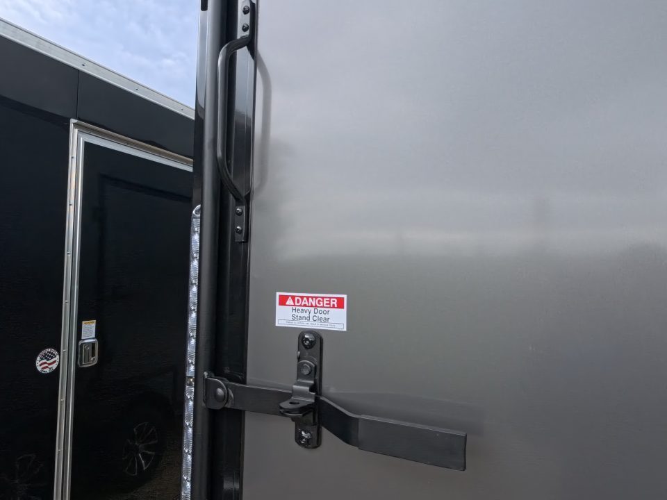 2027 Formula Trailers photo 7