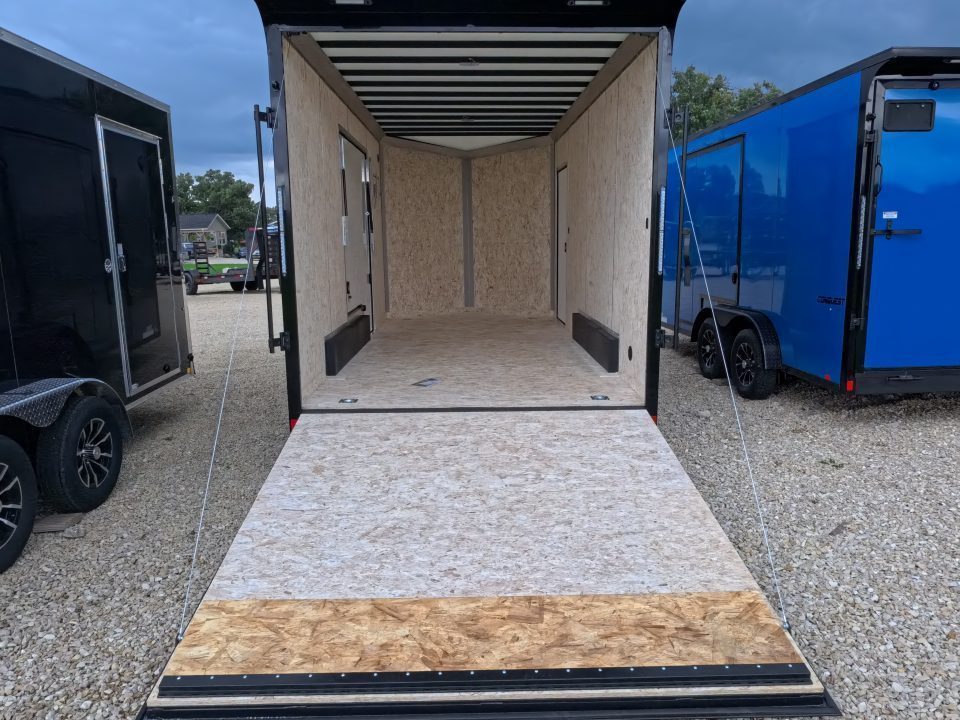 2027 Formula Trailers photo 8