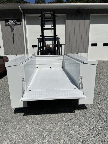 New Monroe Truck Equipment MSS Pro 8' SRW Service Bodies, with Flip Tops