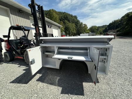 New Monroe Truck Equipment MSS Pro 8' SRW Service Bodies, with Flip Tops