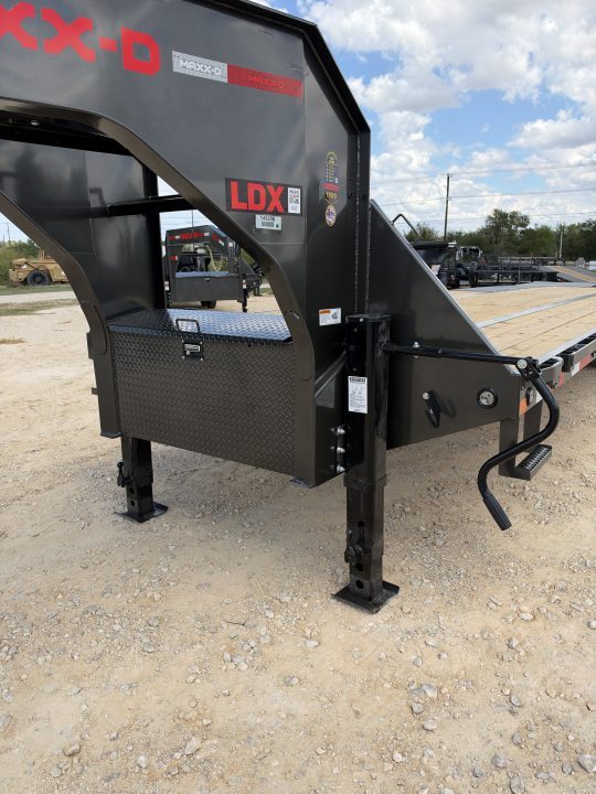New 2027 MAXX-D LDX10232-9256 Flatbed Trailer