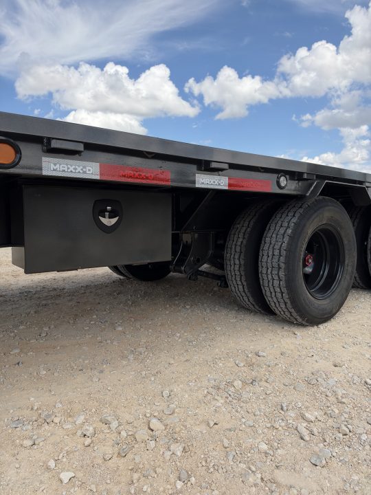 New 2027 MAXX-D LDX10232-9256 Flatbed Trailer