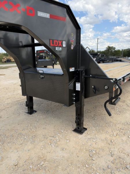 New 2027 MAXX-D LDX10232-9256 Flatbed Trailer