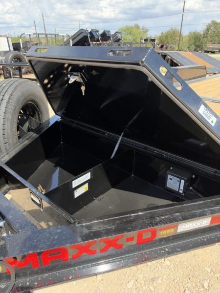 New 2027 MAXX-D GHX8322-9307 Tilt Trailer