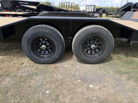 New 2027 MAXX-D H5X10224-8678 Equipment Trailer