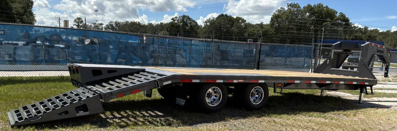 New 2027 Diamond C FMAX210 GOOSENECK TRAILER MAX RAMPS ***ABS BRAKES*** ALUMINUM OUTER RIMS
