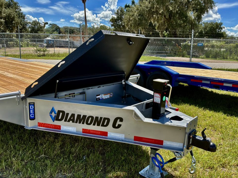 New 2027 DIAMOND C DEC210 ENGINEERED BEAM DECK-OVER TRAILER; 24’X102”; MAX RAMPS; ABS BRAKES; SUPER SINGLE 18 PLY TIRES