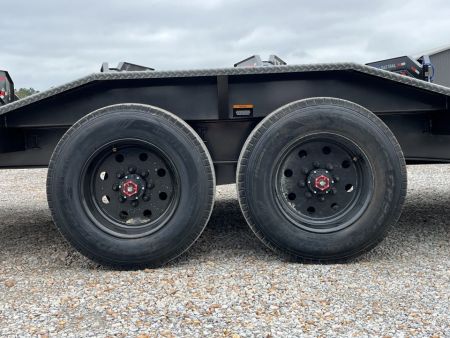 New 2027 MAXX-D 102"X28' 22K Gooseneck Equipment Trailer