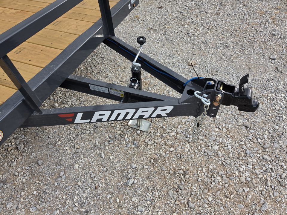 2027 Lamar photo 6