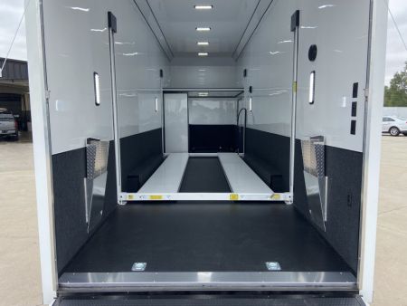 New United Trailers USH-8.5X32 Stacker