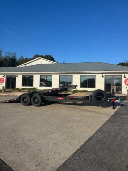 New 2027 Diamond C 8.5x22 Equipment, 18' Tilt, Drive-Over Fenders HXD210