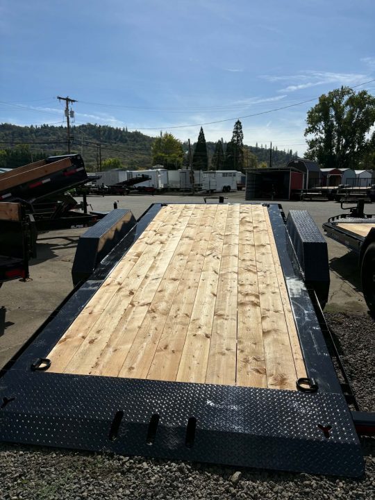 New EQUIPMENT SPLIT-TILT 2027 DOUBLE A CT147-20 82"X 20' 15,400 GVWR TRAILER